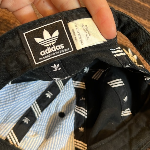 Black Adidas Ball cap - Picture 3 of 3